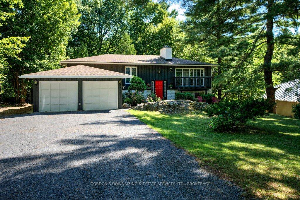 Nestled along the scenic 1000 Islands Parkway in the sought after Village Estates Waterfront community.