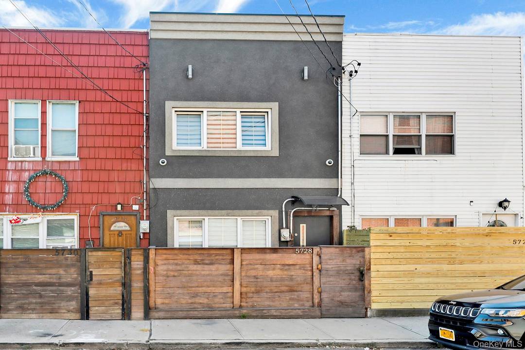 Welcome to 5728 a beautifully move in ready two bedroom, two bathroom townhouse perfectly blending modern comfort, style, and convenience.