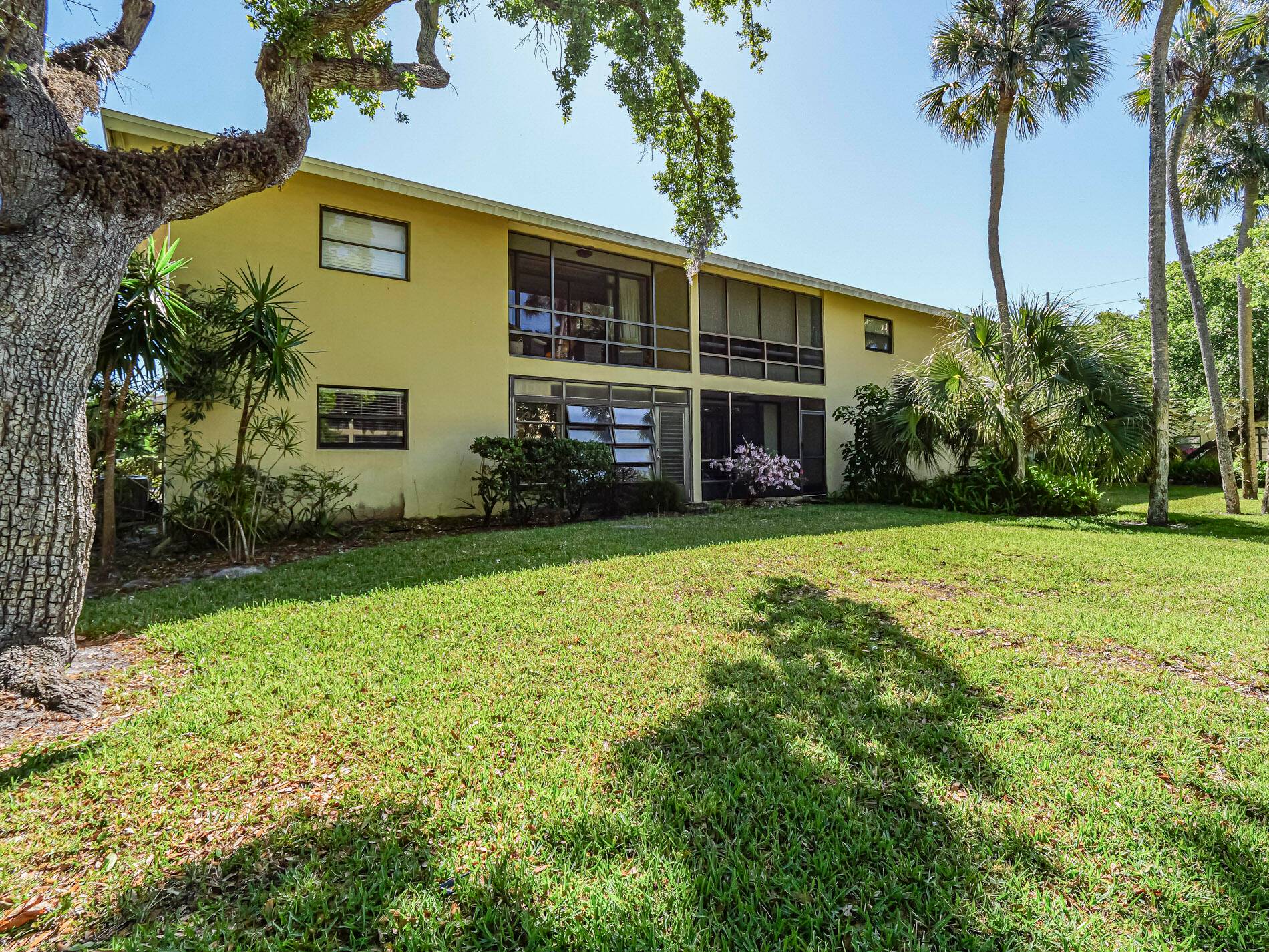 2nd floor turnkey with some furnishings negotiable.