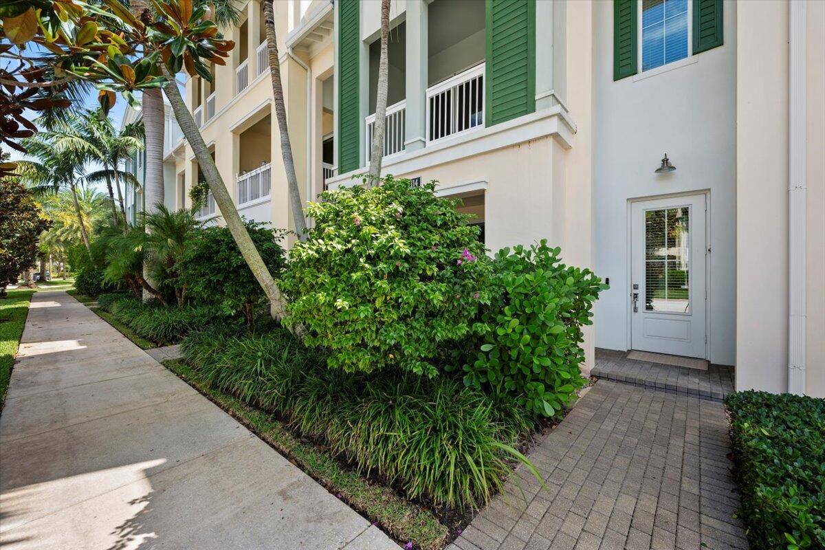 Alton's largest townhome featuring 4 bedrooms and lake views from the patio and balconies.
