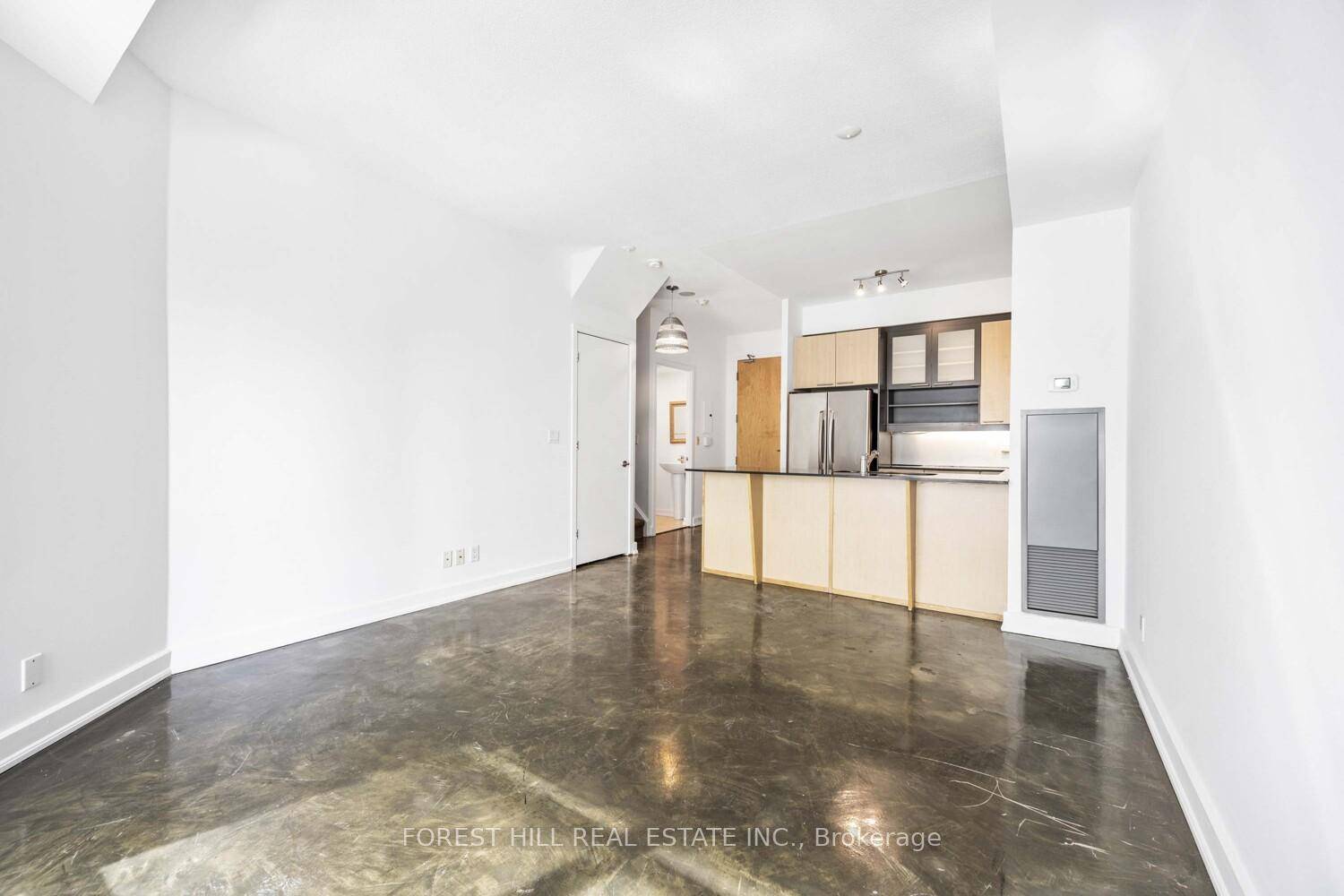 1 1 Penthouse Suite In The Landmark Soho Metropolitan.