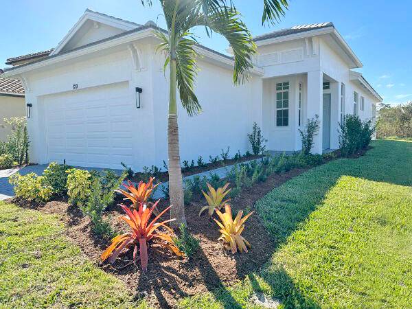 MOVE IN READY NEW CONSTRUCTION, NO NEED TO WAIT !