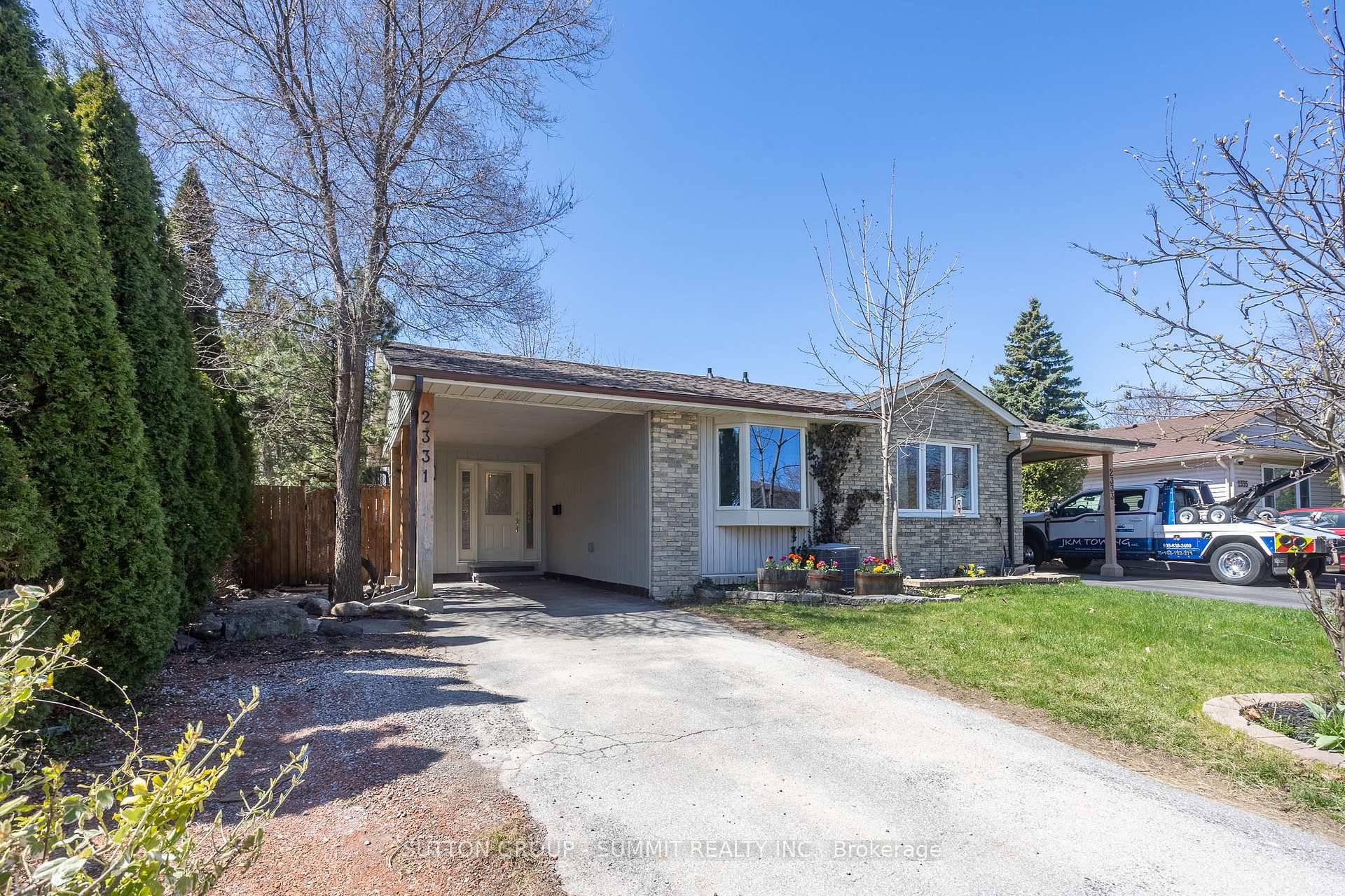 Nestled in a quiet and family friendly neighborhood in Brant Hills, this charming semi detached 3 level backsplit home offers comfort and style in a welcoming community.