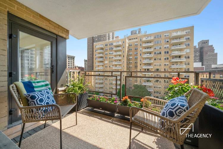 Welcome home to this sun filled, south facing junior four in one of Greenwich Village's premier full service cooperatives.