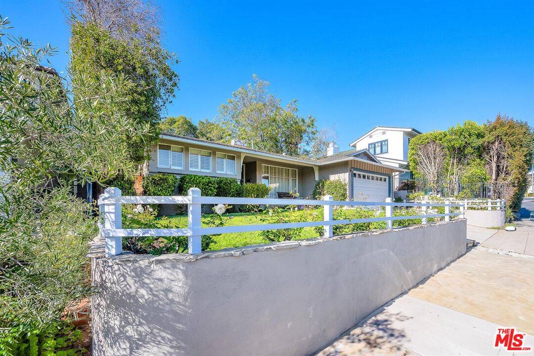 125 S Saltair Ave 3BR Brentwood La