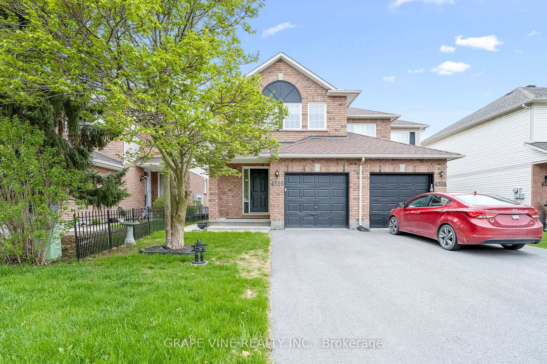Welcome to a beautiful newly renovated Richcraft Rosewood model home.