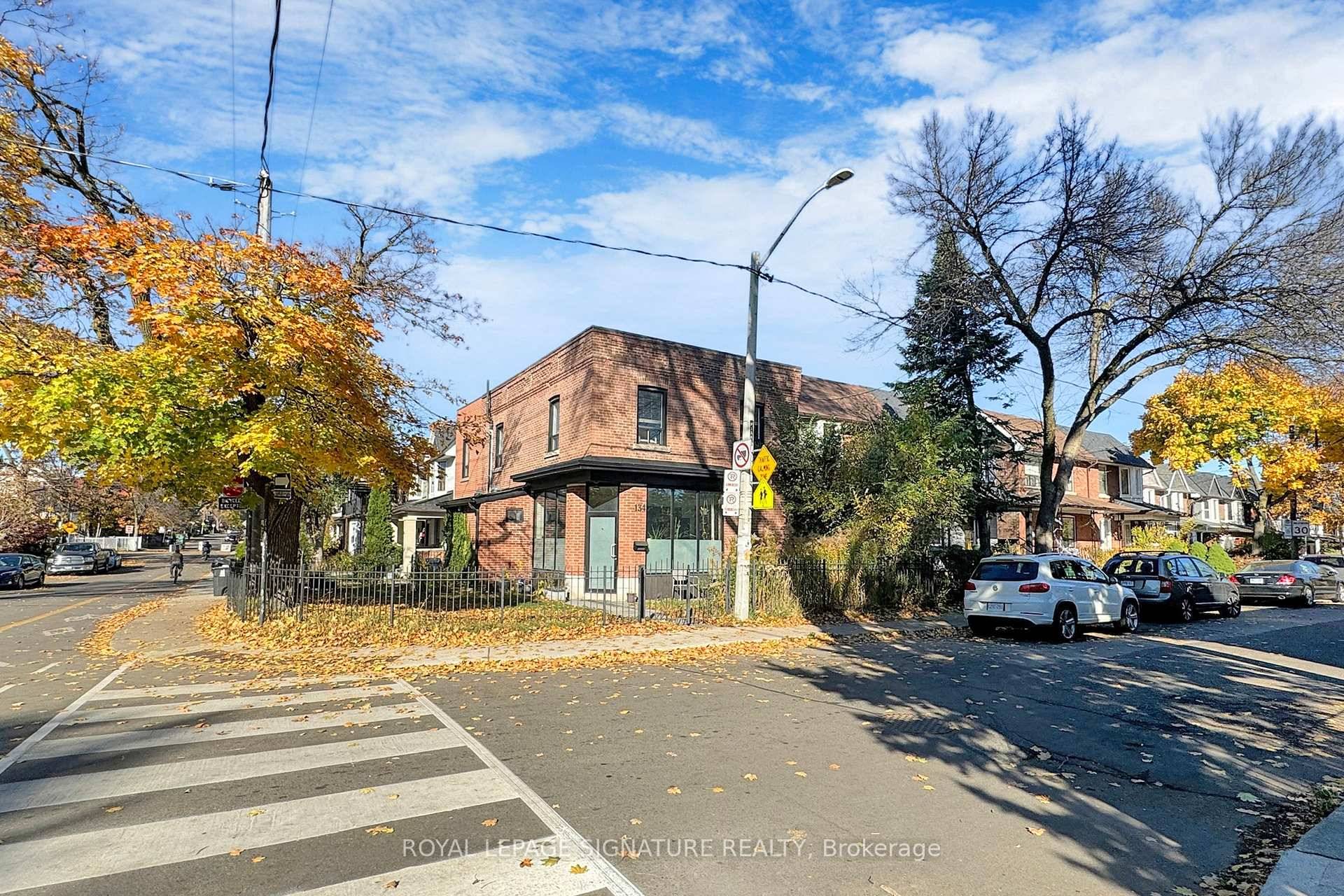 134 Pendrith, a detached Legal duplex, located in Prime Mid Town Toronto Dupont Shaw a location which continues to be gentrified for today and tomorrow.