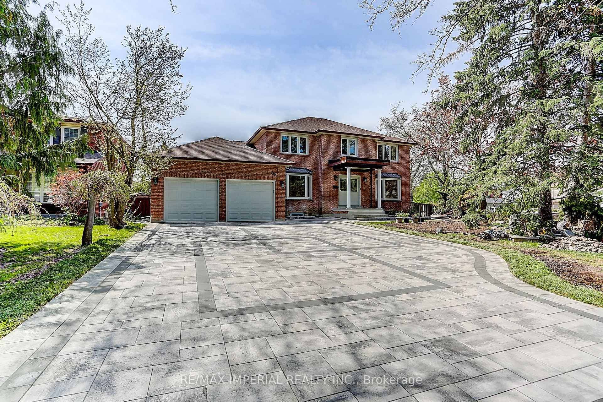 A Must See Newly Renovated Beautiful And Very Bright 1 Bedroom 1 Den.