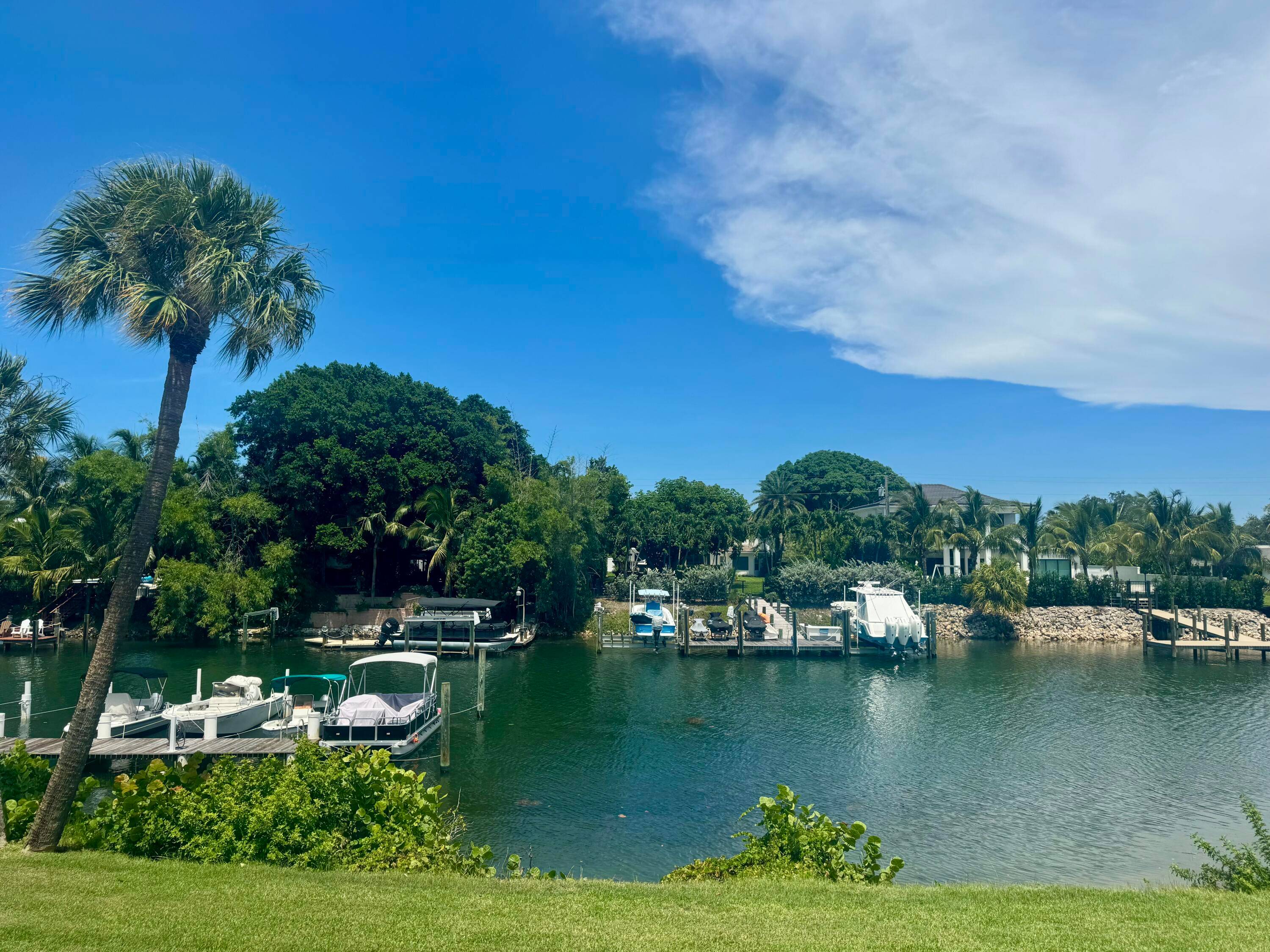 Live the Florida lifestyle !