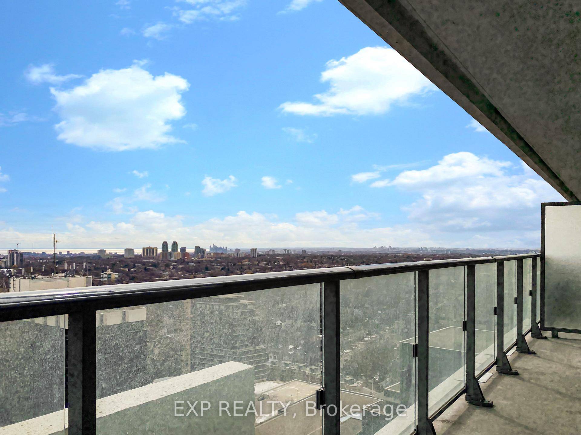 Welcome to Suite 2506 at 2221 Yonge Streetwhere your dream of living in the heart of Midtown Toronto becomes a reality, and your friends become just a little bit jealous.