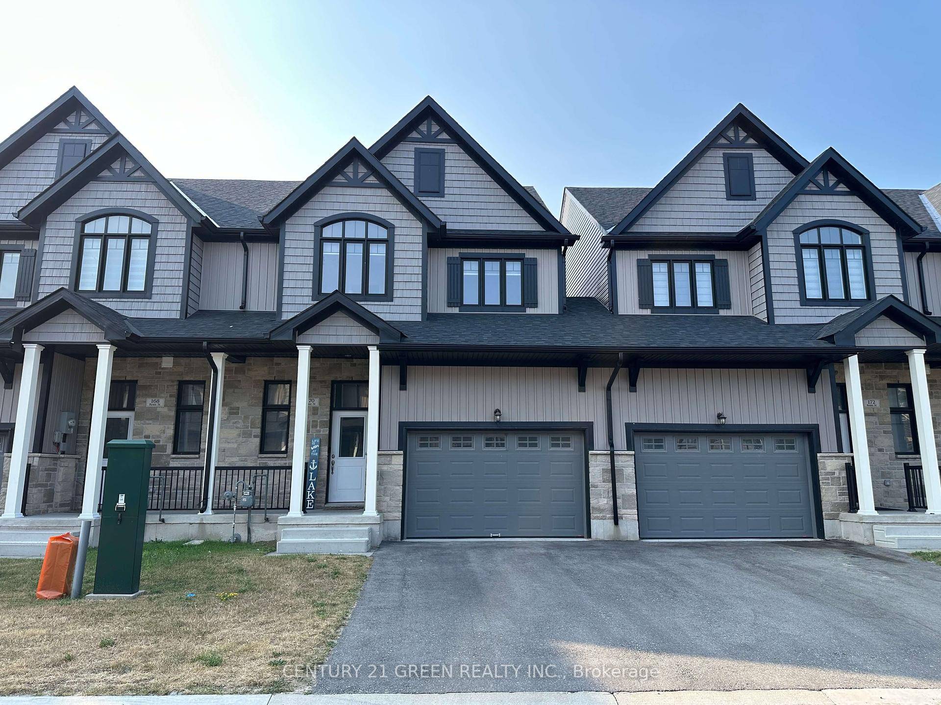 Welcome To This Beautiful Freehold Townhome With Over 1, 500 Sq Ft.