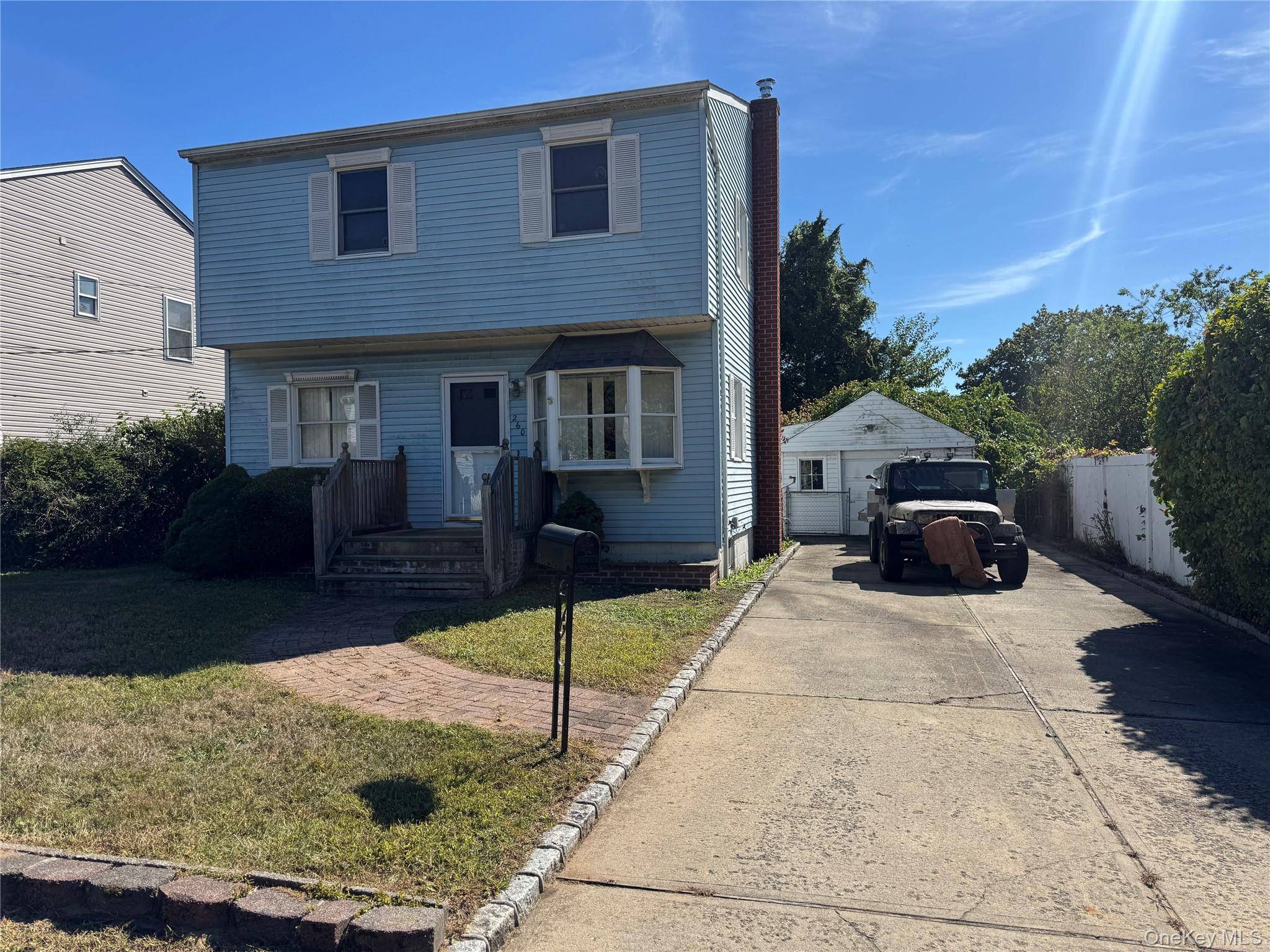 Welcome To 17th Street ! This Whole House Rental Boasts 3 Bedrooms, 2 Full Bathrooms, Washer Dryer, Spacious Living Area and More.