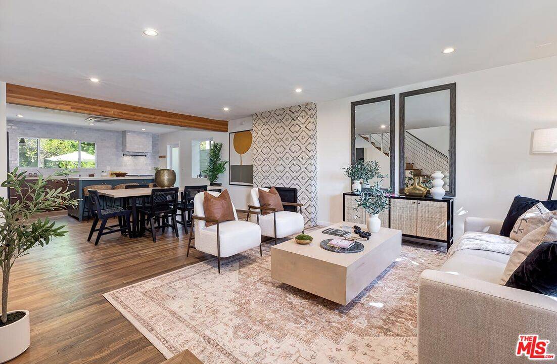 3238 Selby Ave 4BR La
