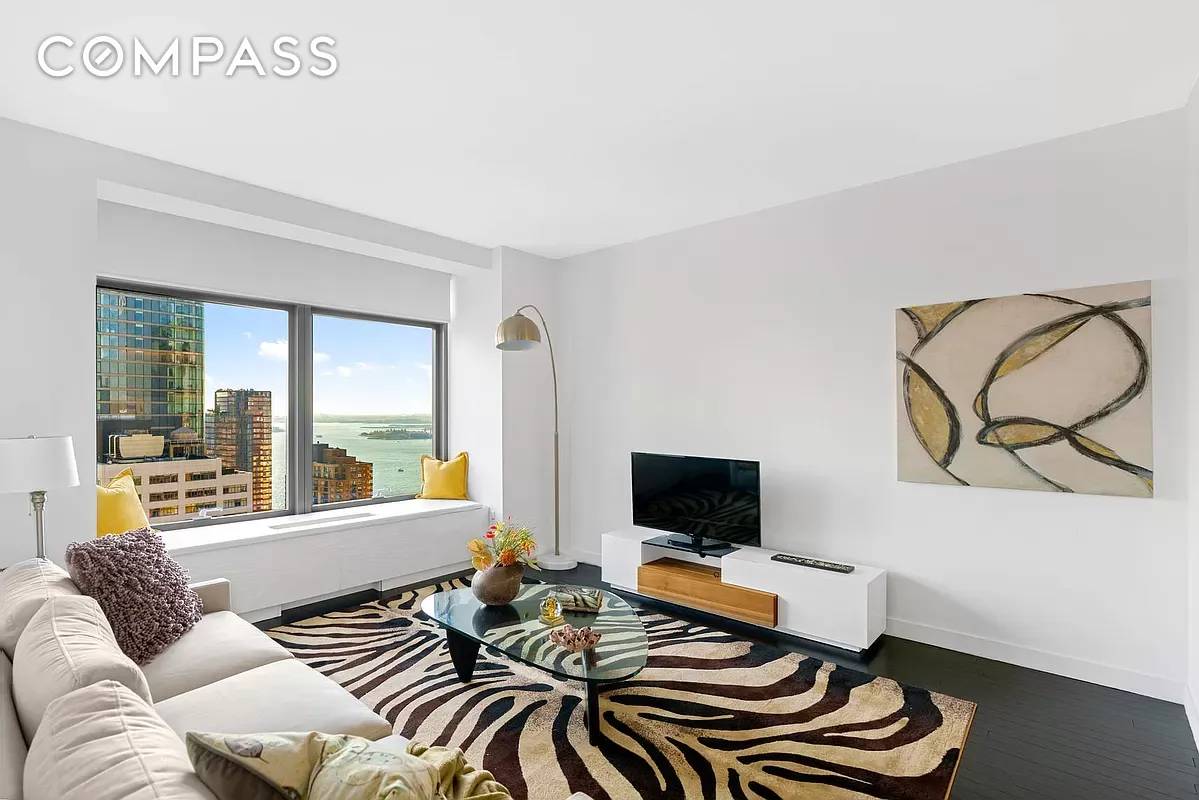 Ideal Investment with tenant already in place through March 2019.