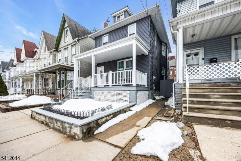 Welcome to this well maintained one family home located in the heart of Perth Amboy !