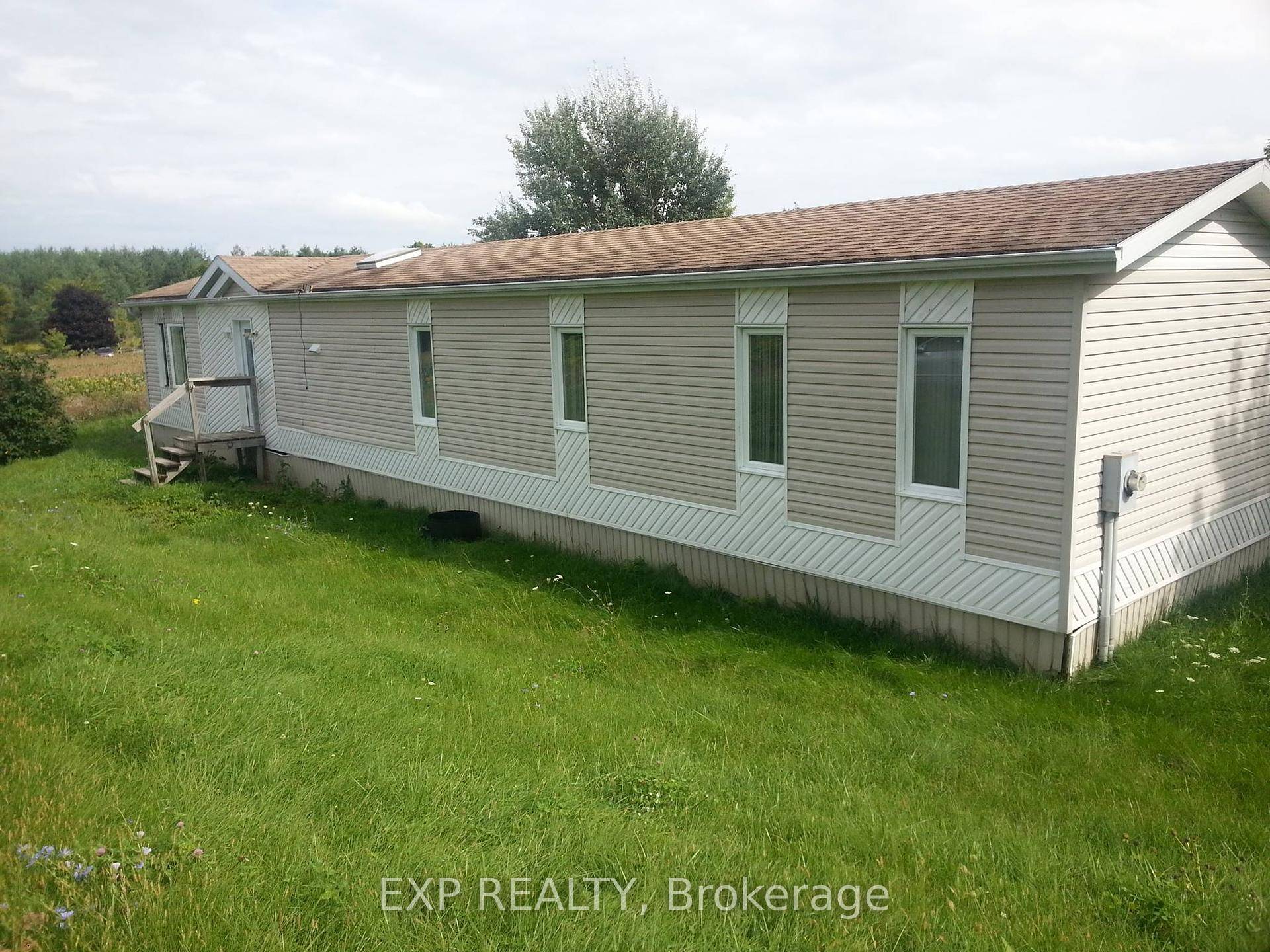 Rare Opportunity ! Welcome To One Of The Only Waterfront Homes In Peterborough !