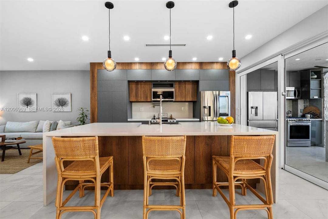This completely reimagined lakefront residence has been fully remodeled in 2023, 5 bedrooms 4 and 1 2 bathrooms with over 2, 900 sqft2 of AC living area.