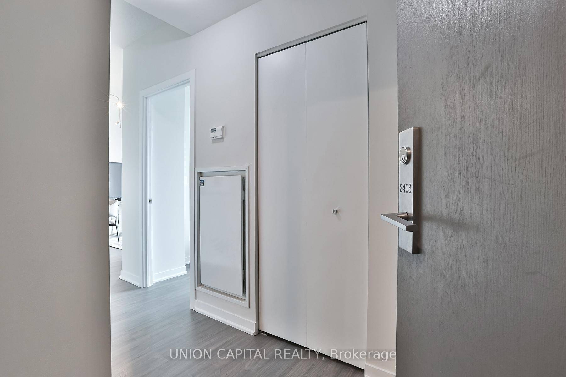 Functional Split Floorplan Offers 2 Spacious Bedrooms amp ; 2 Full Bathrooms.