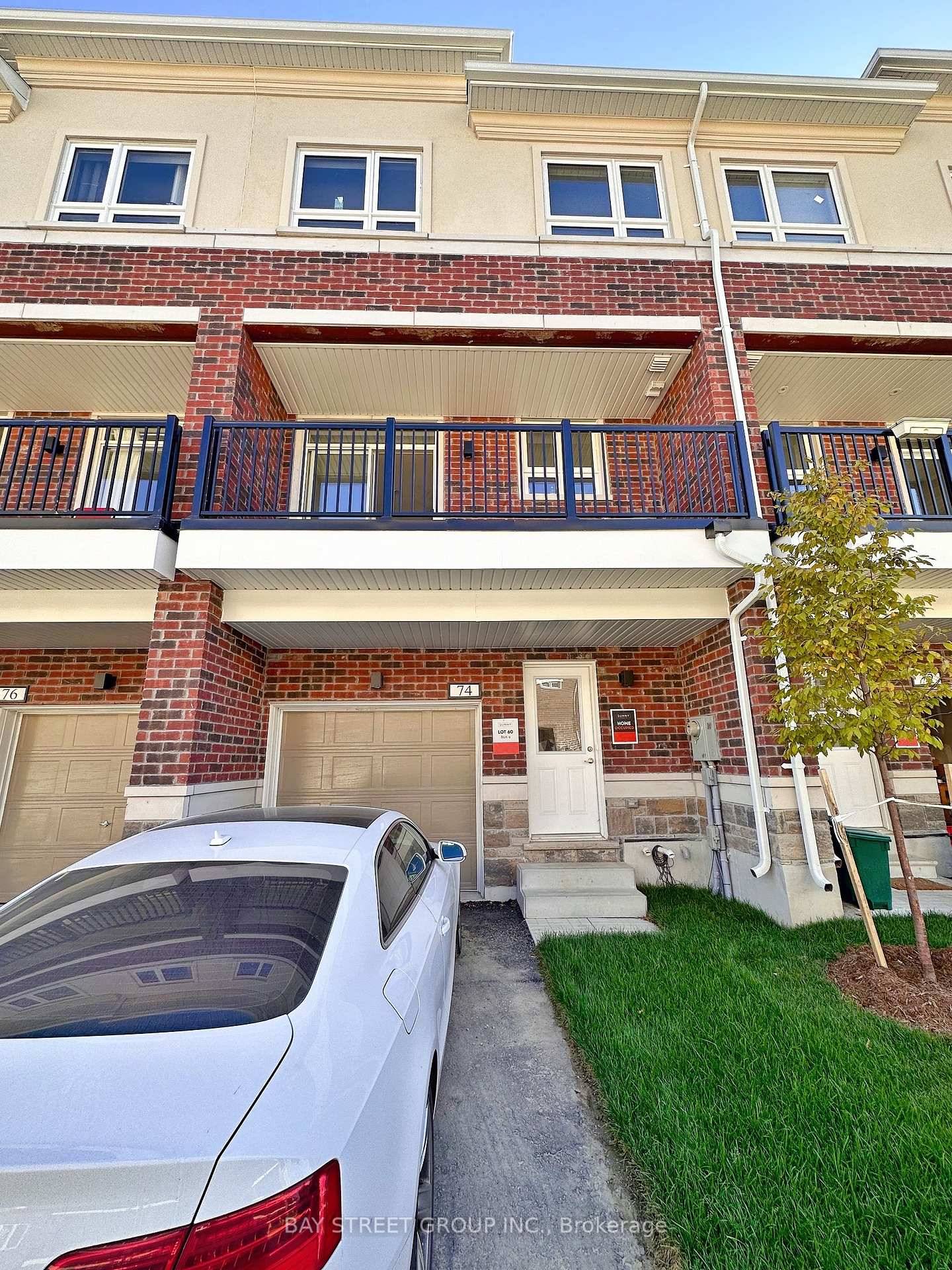 New Cozy amp ; Charm 3 Bedroom Town Home Located In Top Ranked Wismer Community.