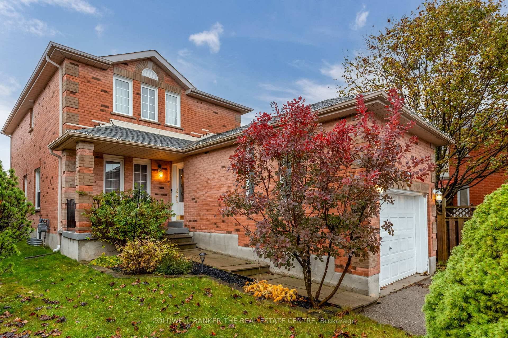 Welcome to this beautiful three bedroom, three bathroom home in the desirable Holly area.