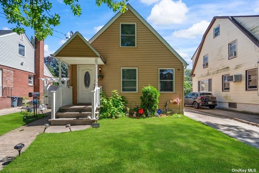 Newly renovated expanded cape with 3 full bedrooms and 3 full baths.