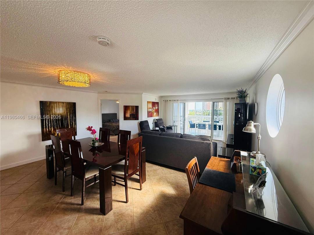 Spacious and bright 2 bedroom, 2 bathroom condo in the well maintained Le Frontenac building in Sunny Isles Beach.