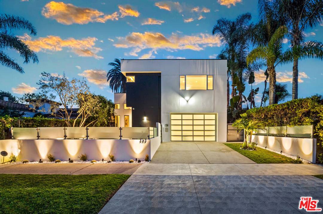 363 N SWEETZER AVE 5BR Beverly Grove La