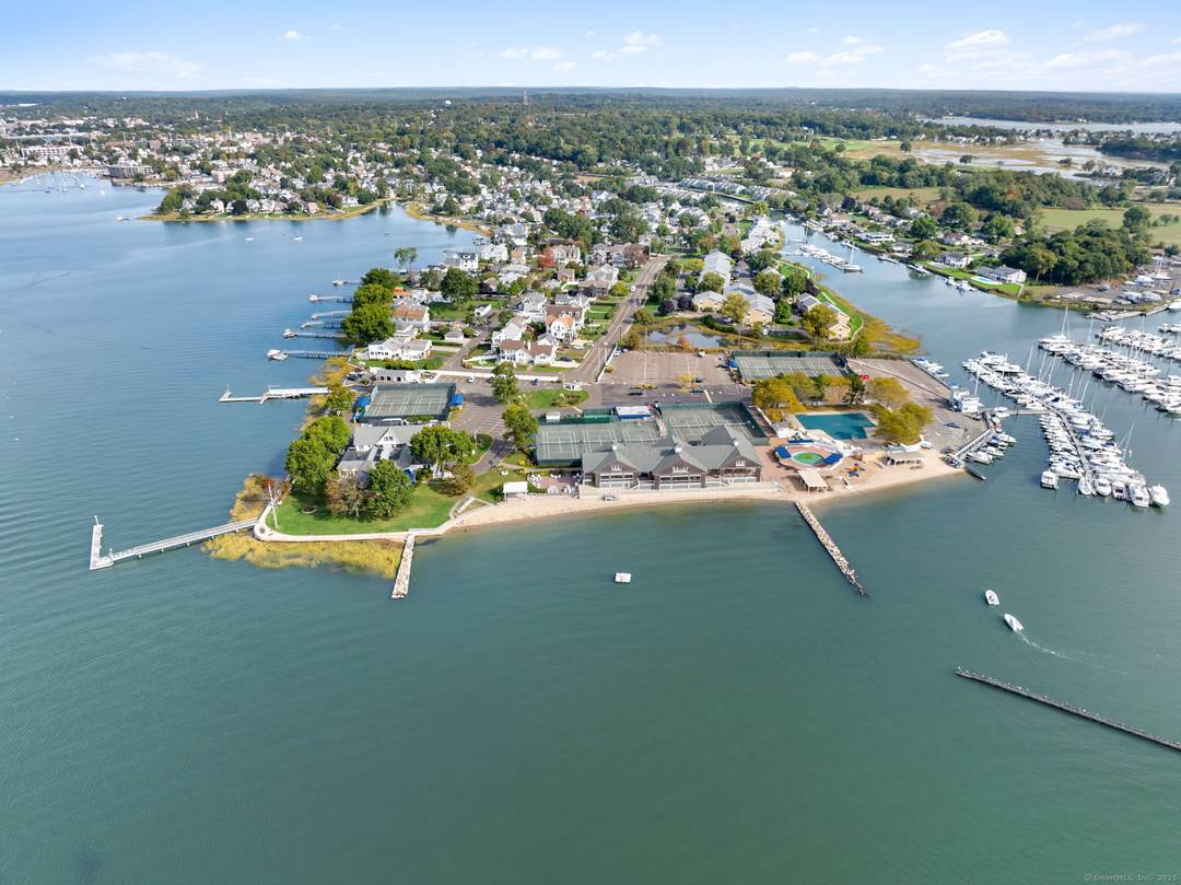 Amazing value directly on the water !