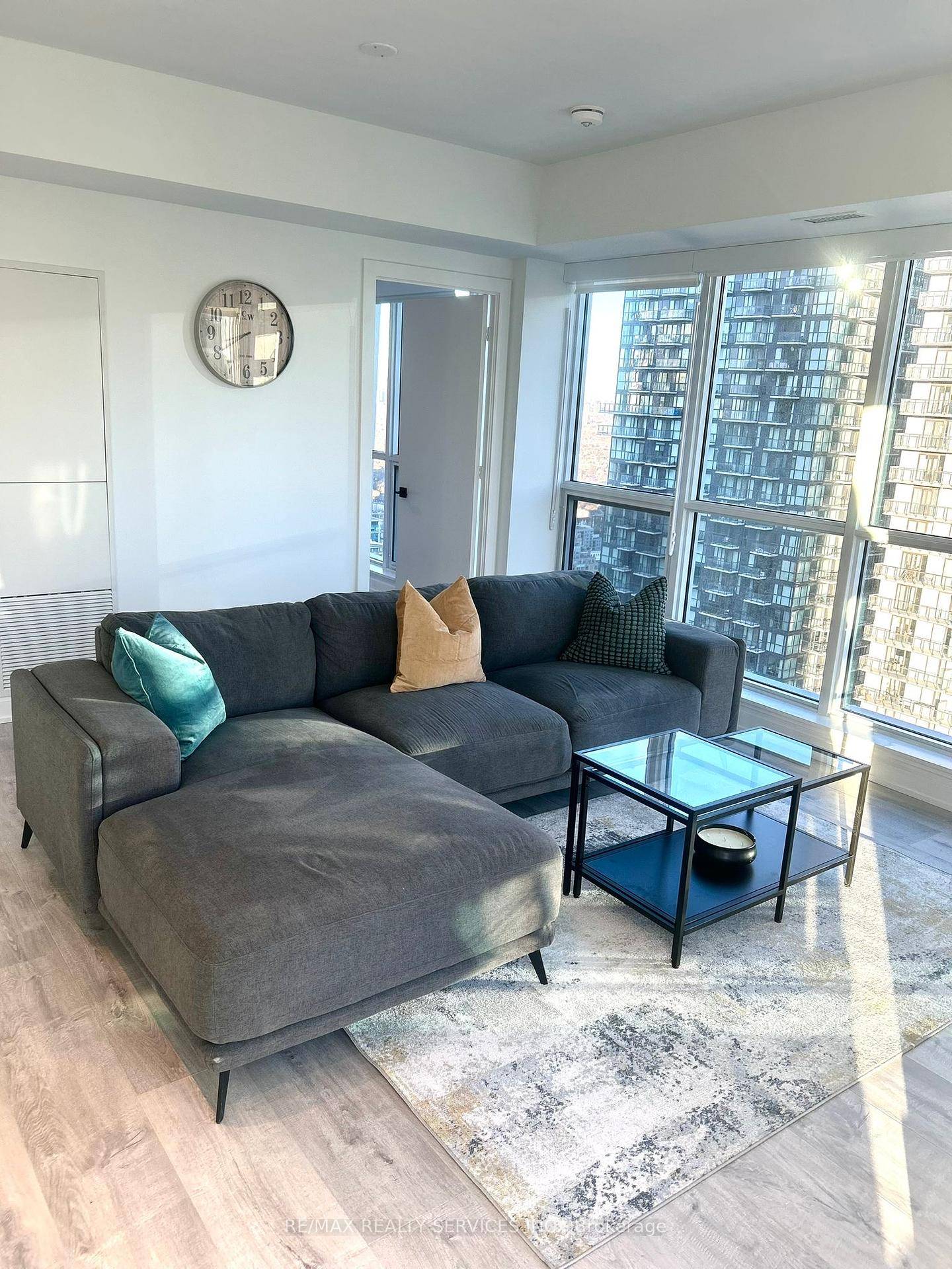 Experience elevated urban living in this brand new, fully furnished 3 bedroom, 2 bathroomcorner suite at Empire Maverick, available for long term or short term lease.