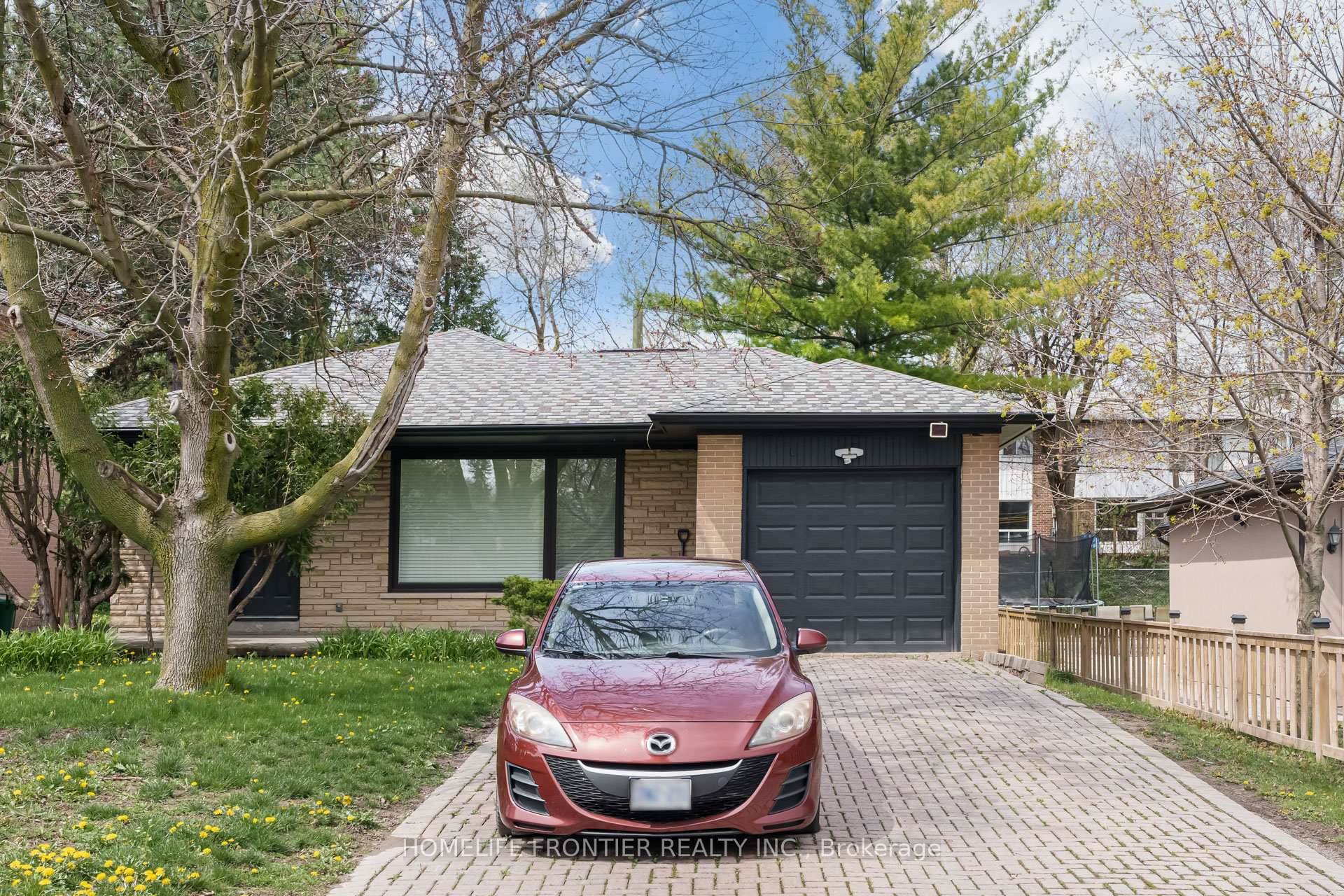 Furnished Modern brand new renovated apartment with 9 feet ceilings, above grade windows, modern vinyl floors amp ; Pot lights throughout, steps to TTC.