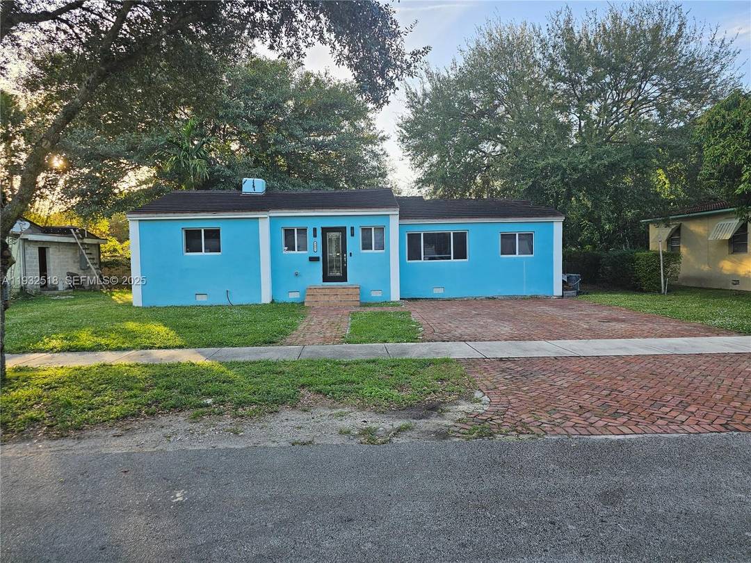 Beautifully renovated single family home in the heart of Miami Shores.