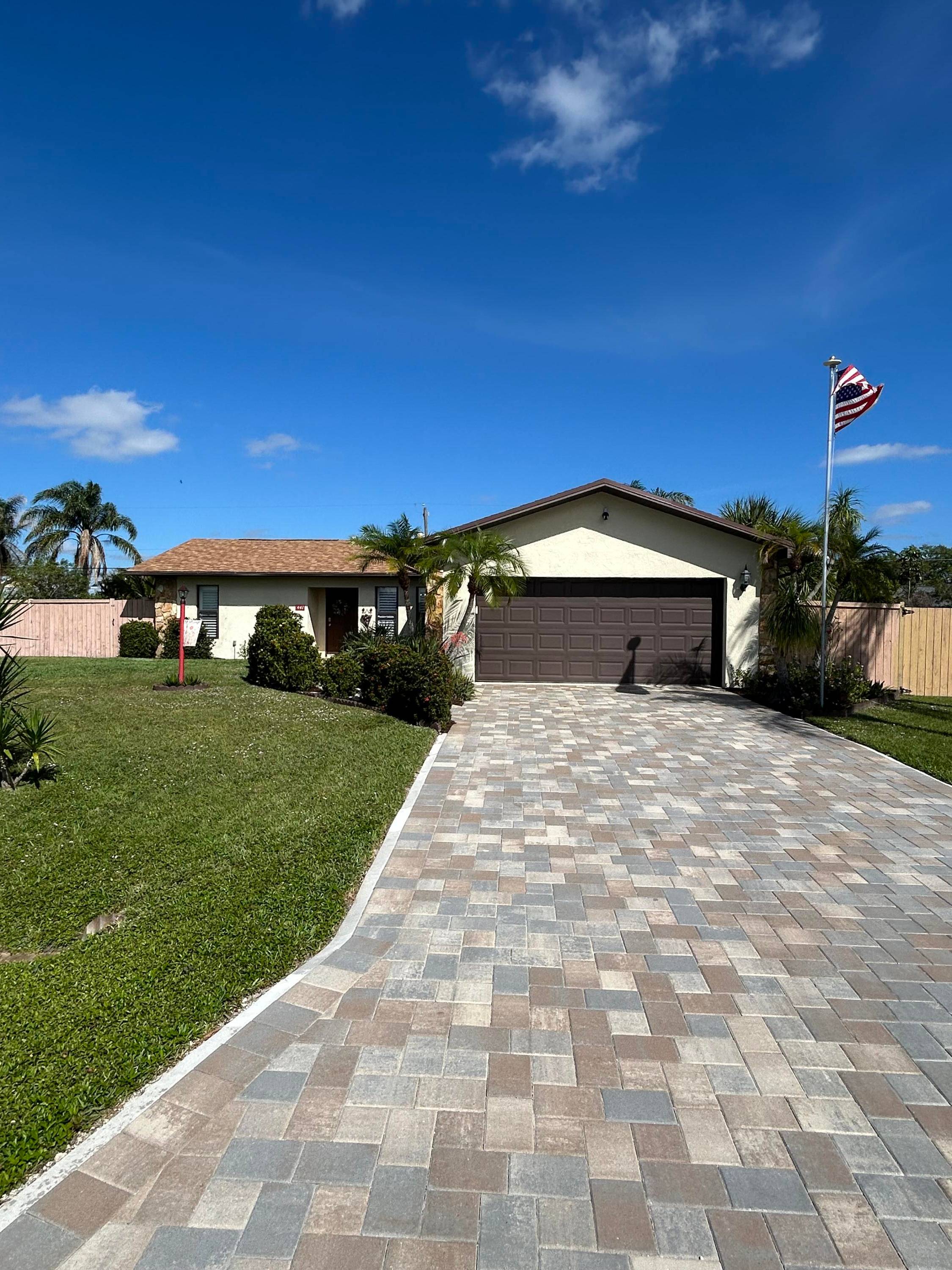 FULLY FENCED DOUBLE LOT !
