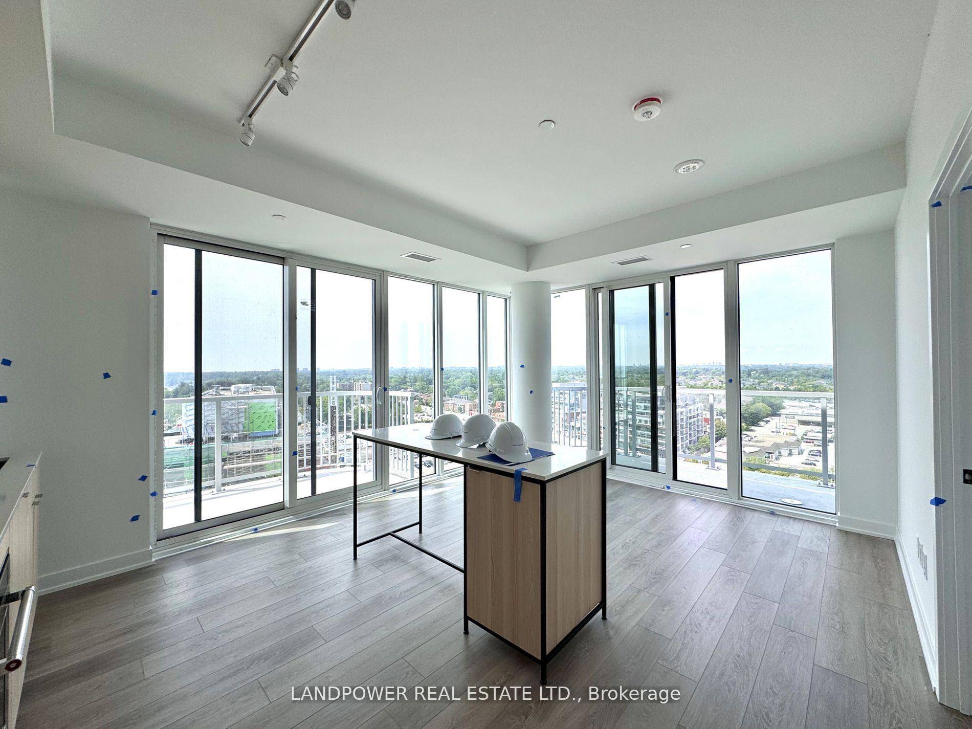 Explore the vibrant community at Brightwater Condos 2, located in the Port Credit neighbourhood.