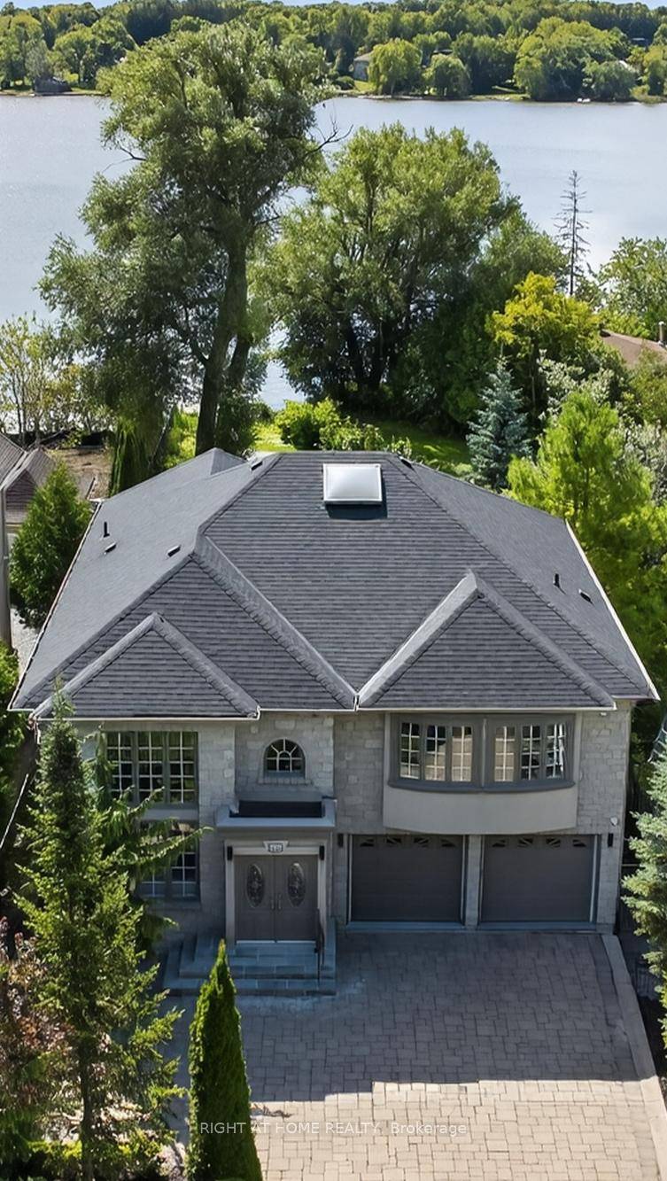 Backing Onto Lake Wilcox w South Exposure, This Custom built Detached House in Richmond Hill, Large Lot 49.