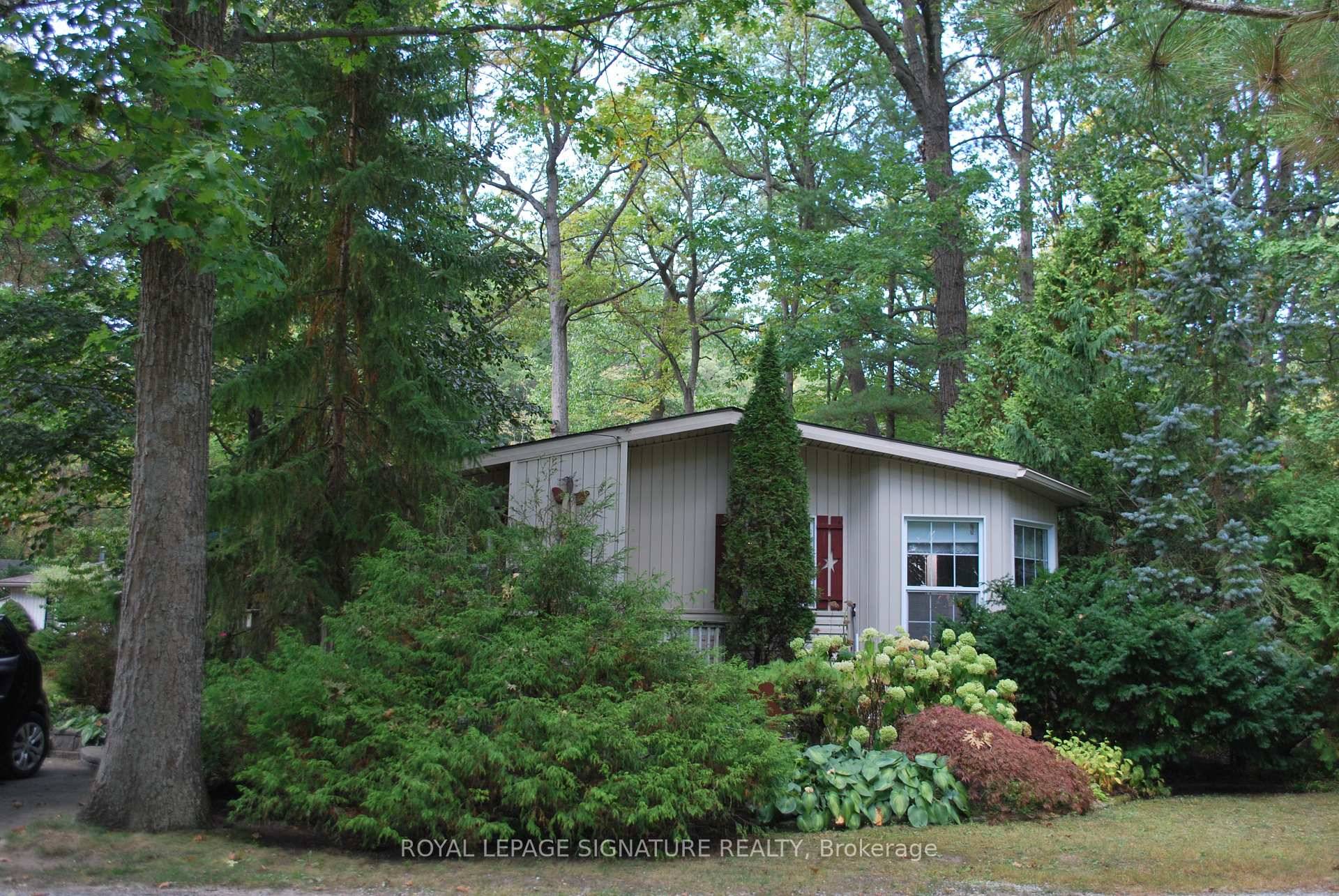 Experience year round comfort in this beautifully updated two bedroom Northlander home on a huge double lot in the Oakridge 55 plus community in Thedford Port Franks, Lambton Shores.
