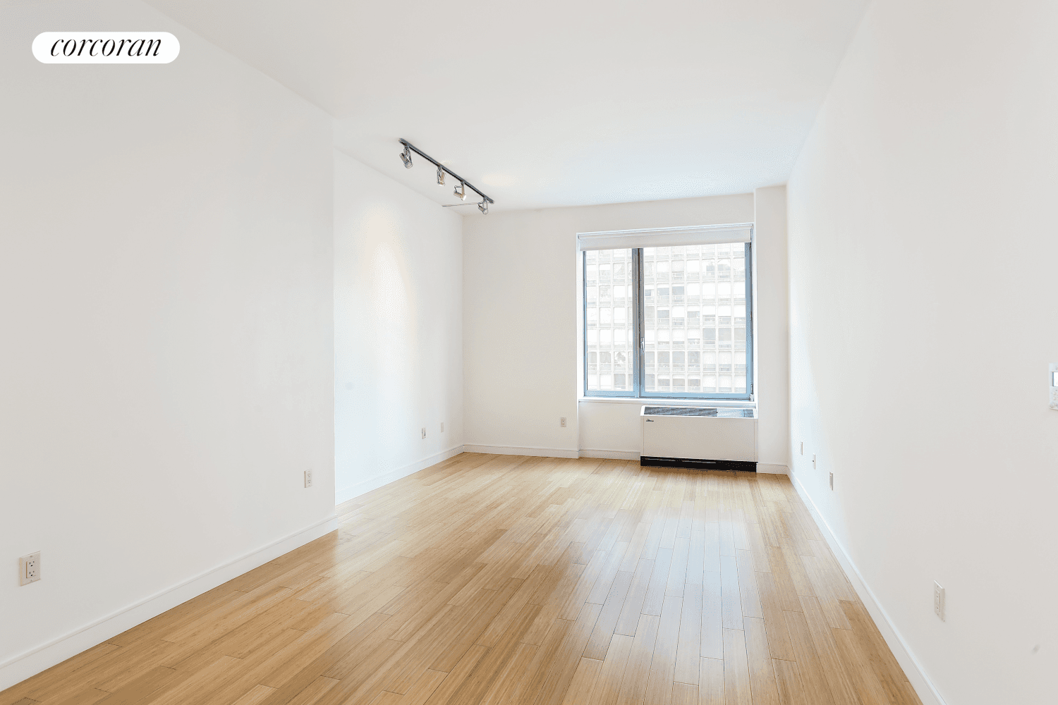Huge 1 Bedroom Apartment With High End Finishes and Washer Dryer In Unit In Prime Murray Hill !