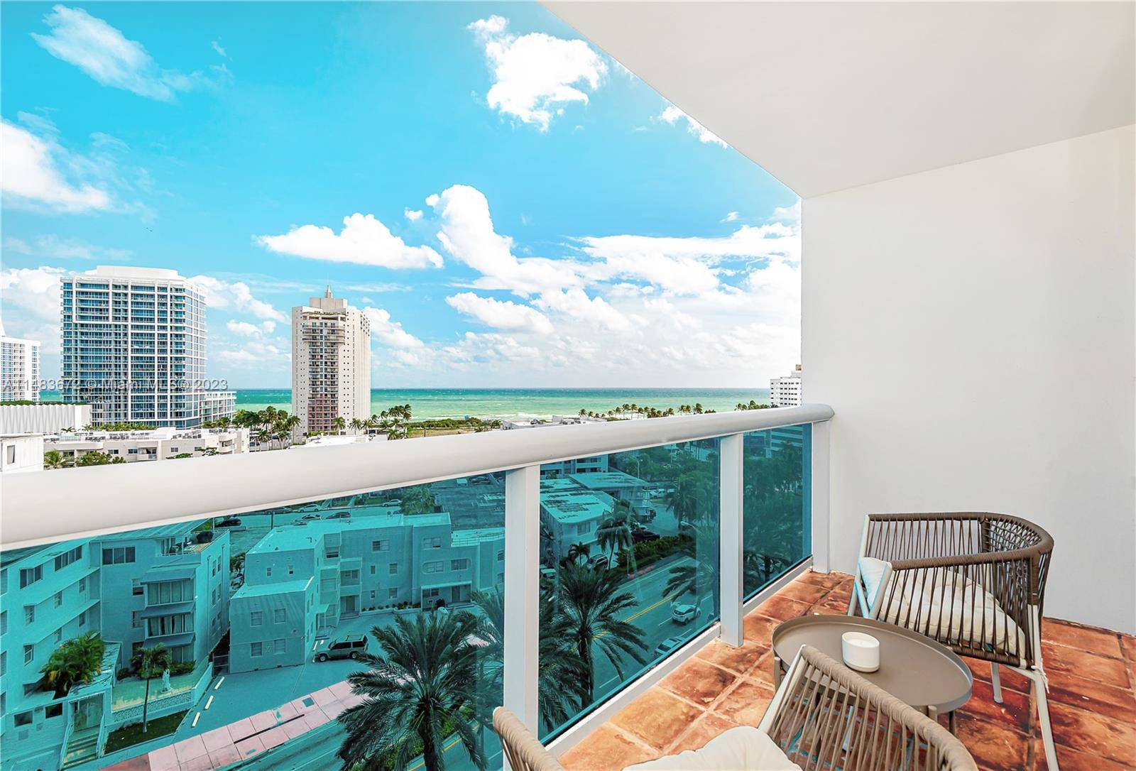 Ultra Modern, newly tastefully renovated, BRAND NEW designer furniture, 1 bedroom 1.
