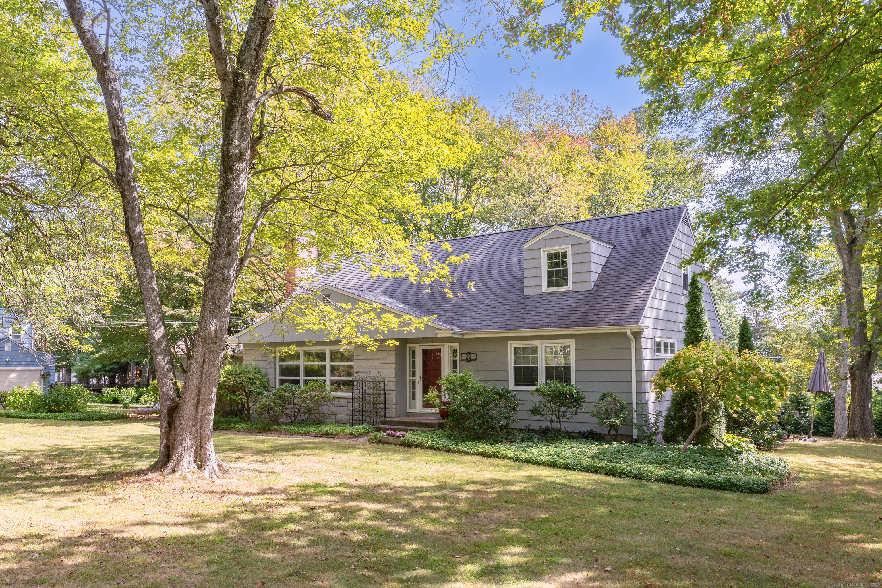 Spring Glen ! This special Cape Cod offers a beautiful bright and open floor plan.