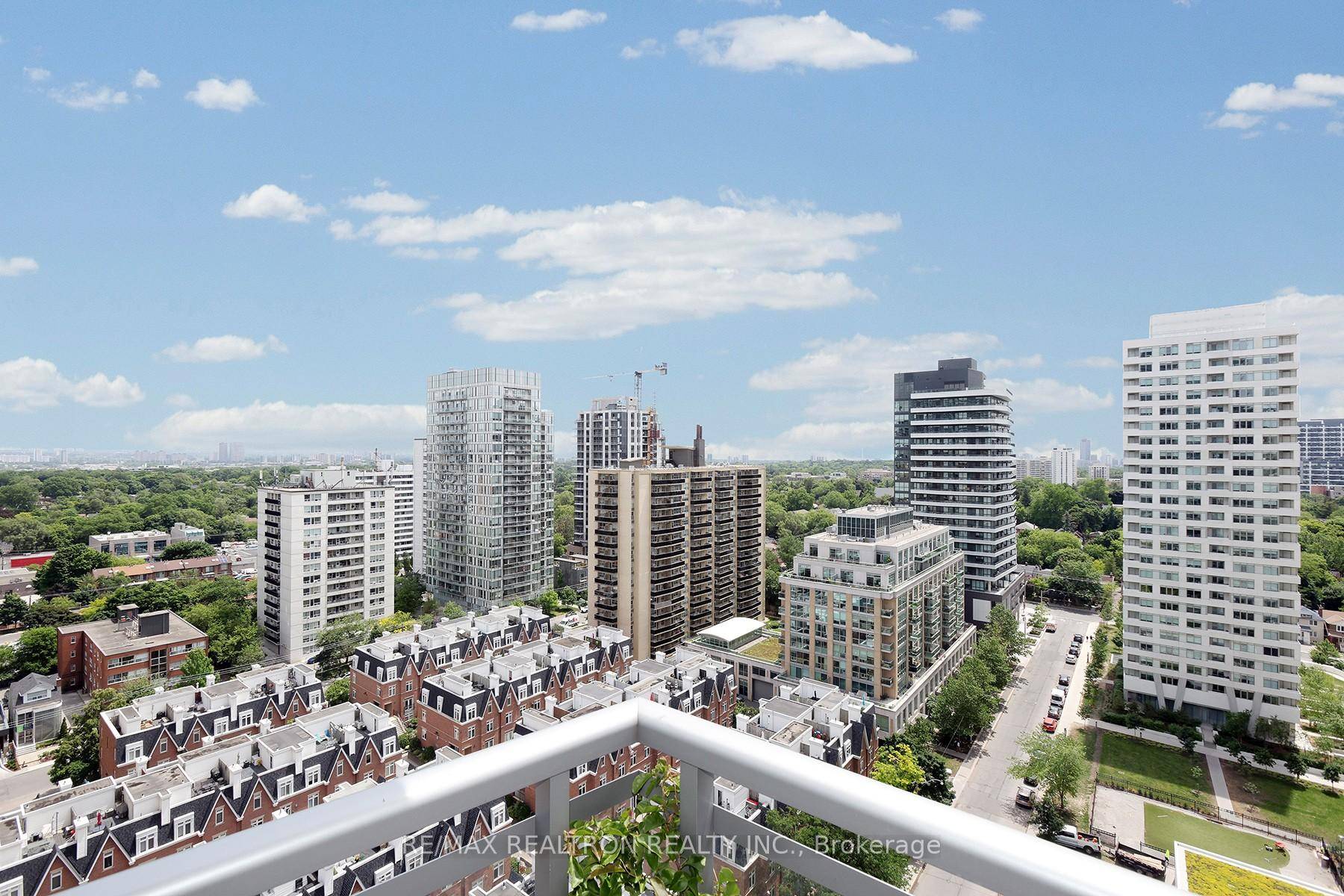 A Madison Built Luxury And Spacious CORNER Unit, 2 Bed Den, 2 Bath, Den Can Be Home Office Massive Wrap Around Balcony, Floor To Ceiling Window, Over 1000 Sqft, 9' ...