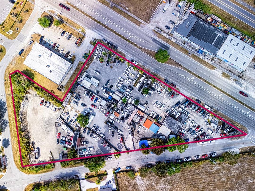 Incredible covered land play or redevelopment opportunity on So Dixie Hwy, between Cutler Bay and Homestead, on SW 124 Avenue.