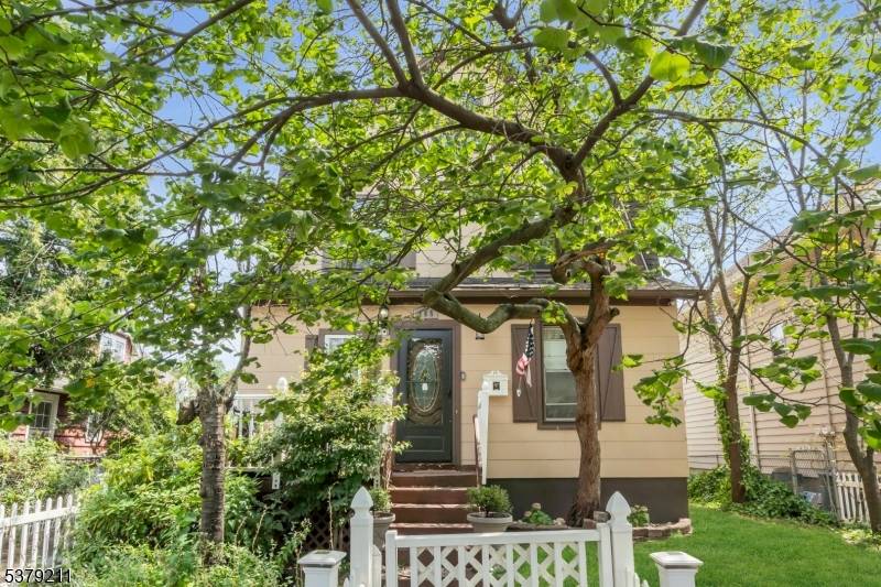 Welcome to this charming 4 bedroom, 2.