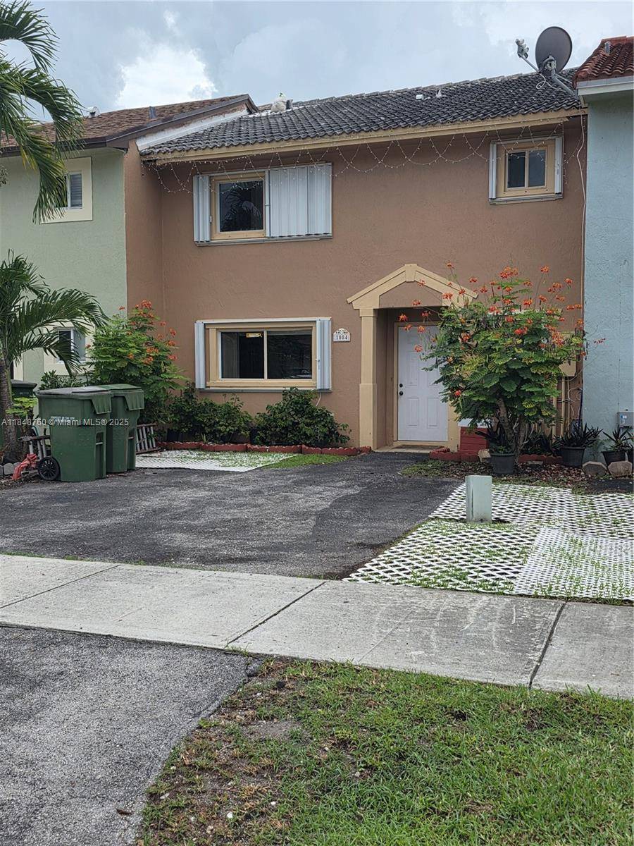 Probate Sale No HOA or CDD !