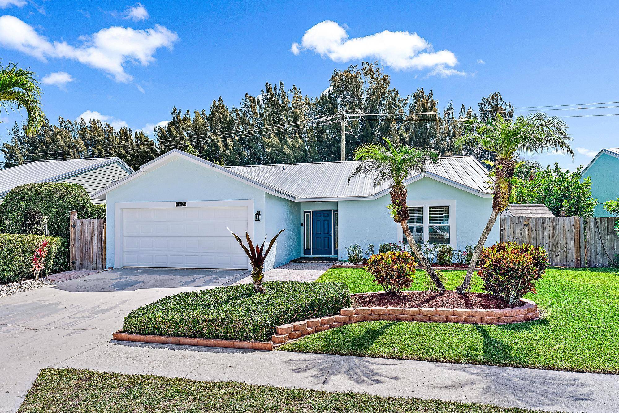 Completely Renovated Gem in the Heart of Jupiter !