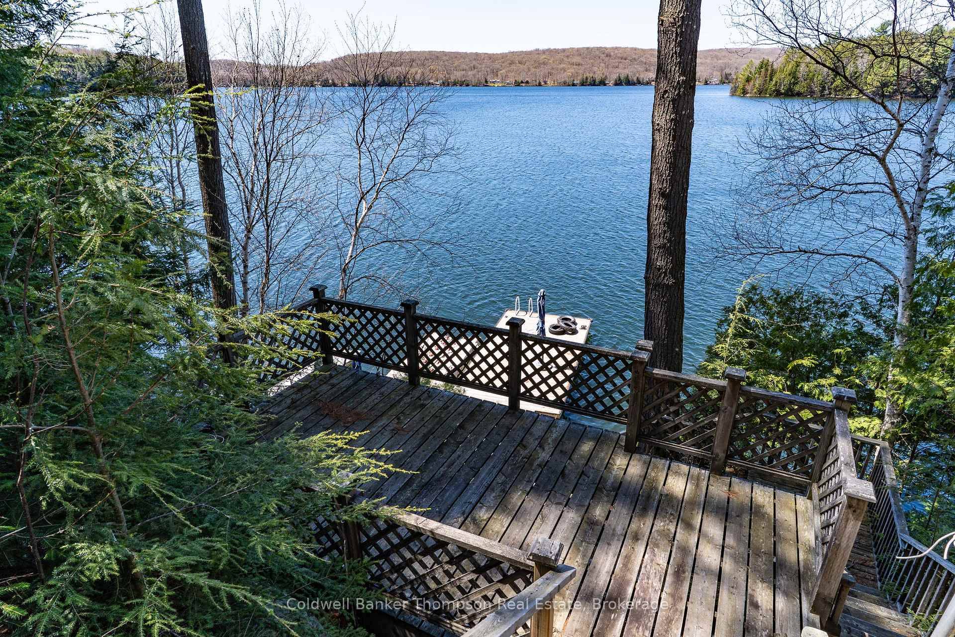 3 Mile Lake tastefully upgraded 3 bed, 2 bath home cottage.