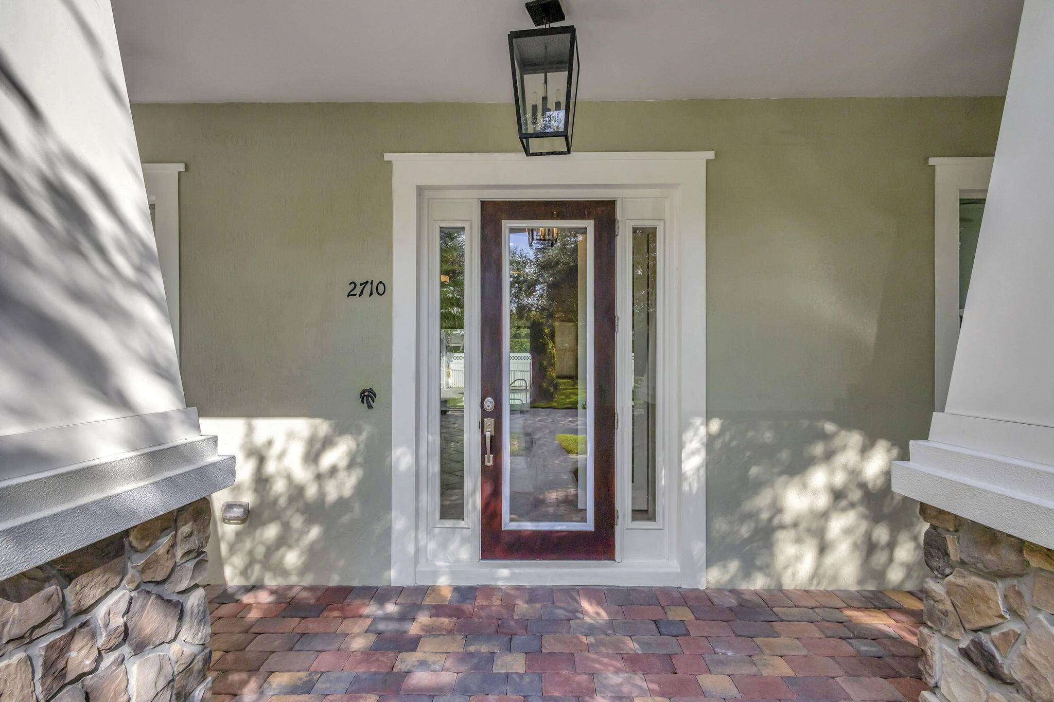 PRICE IMPROVEMENT on this 4 bedroom possibly 5, 4 bath home is nestled on a picturesque tree lined street in Abacoa, Jupiter, FL, just steps from the vibrant Roger Dean ...