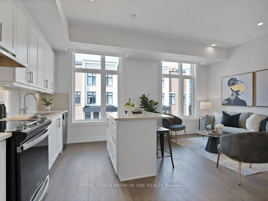 TWO PARKING SPOTS Welcome to this stunning, sun filled townhome nestled in one of Woodbridge's most desirable and family friendly neighbourhoods Sonoma Village.