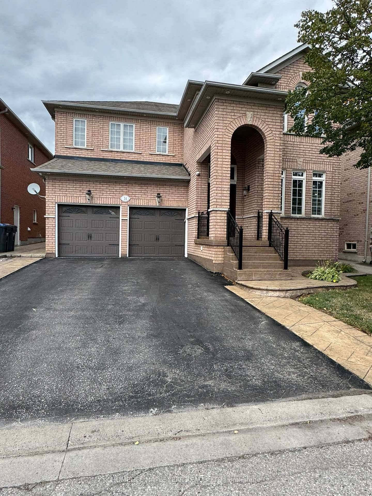 Priced to sell, a well maintained 4 Bedroom.