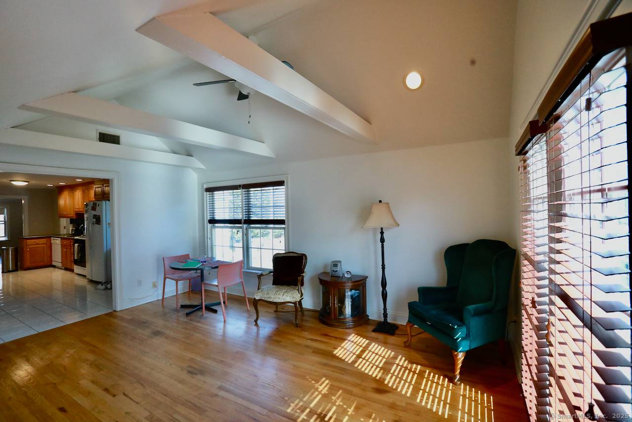 This is a well kept Second Floor Ranch Style Unit that was Rebuilt In 2004.