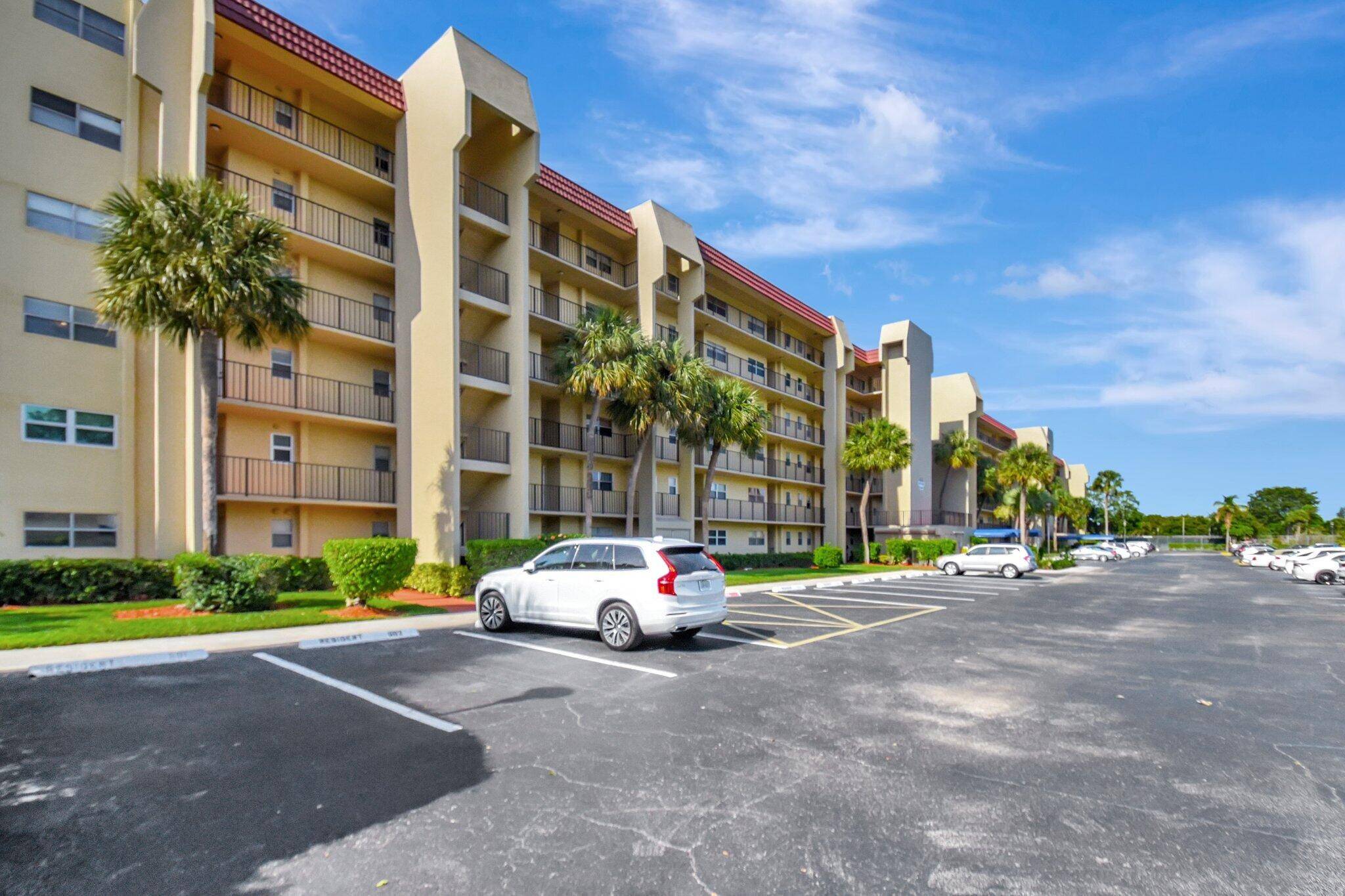 Enjoy the elegance of this fully renovated, spacious 1 bedroom, 1.