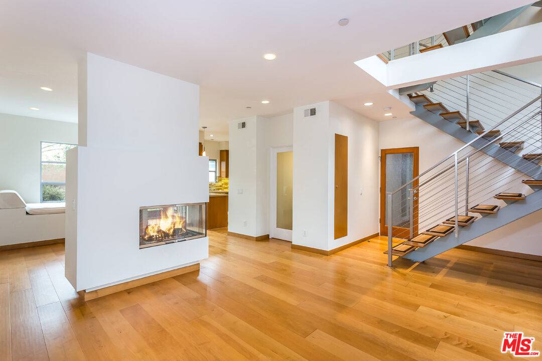 126 Pacific St 2BR Santa Monica La